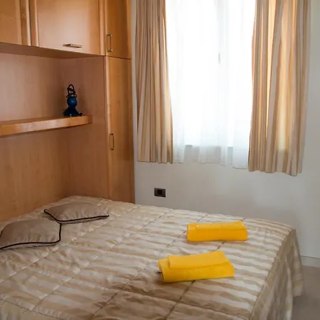 Koala Apartment *
